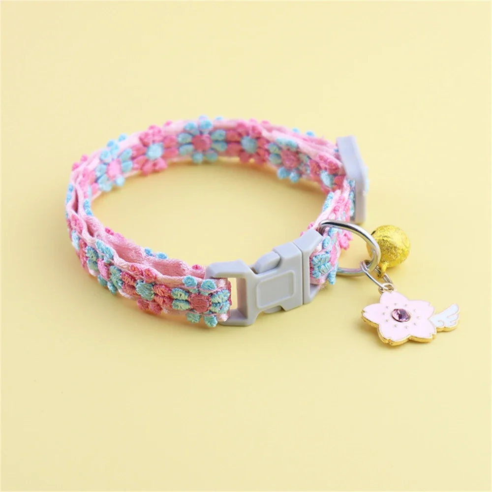 Fashion Rainbow Flower Collar With Bell